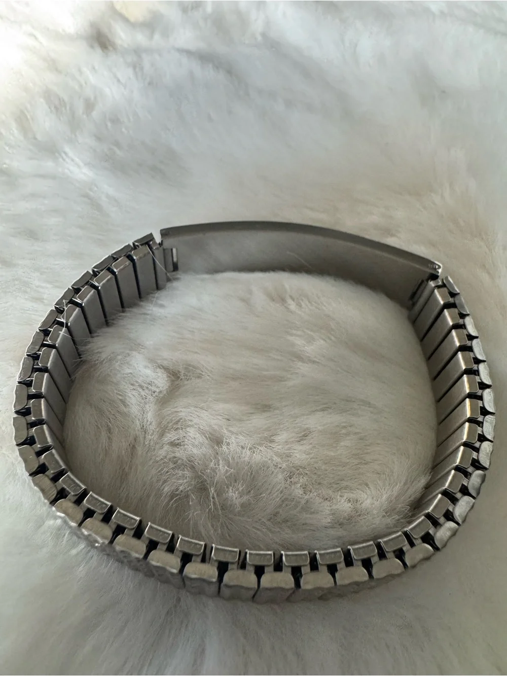 Unbranded Silver Medical ID Stretch Bracelet with Red Alert Symbol